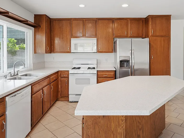 25634 Salceda Rd — Photo 15