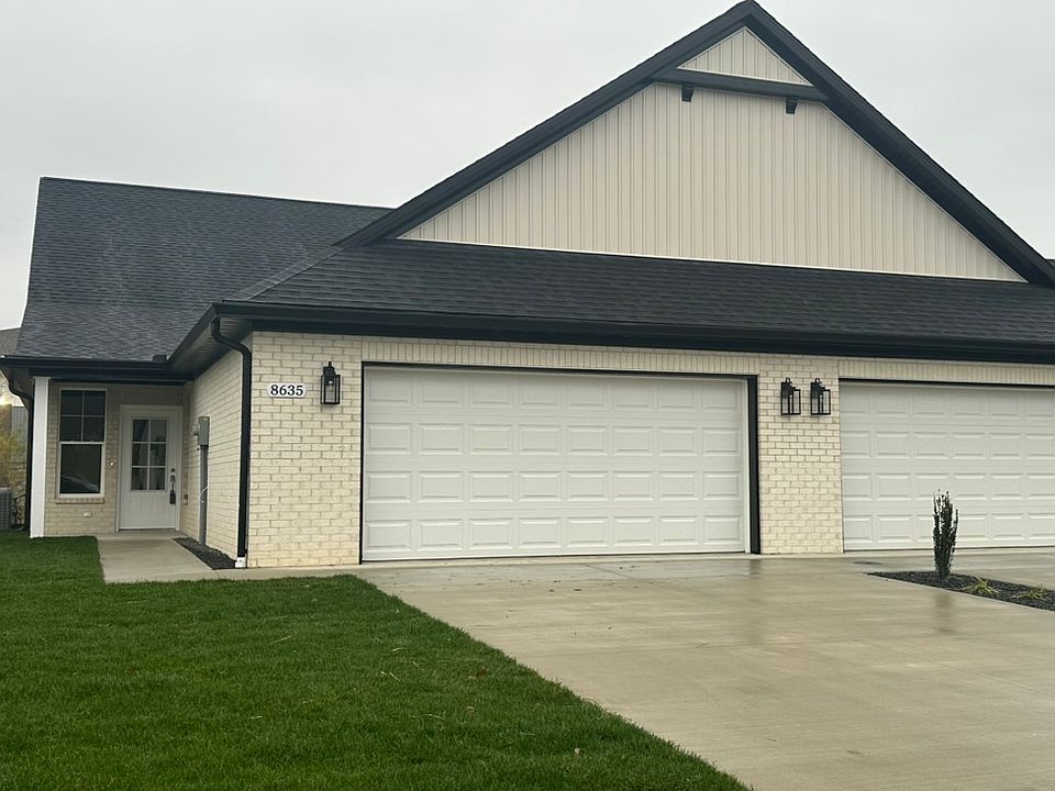1st image of 8635 Pebble Creek Dr