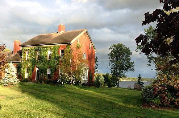 1st image of 106 Lombard Ln