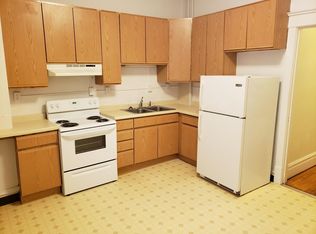 218 N 15th Ave E #4, Duluth, MN 55812