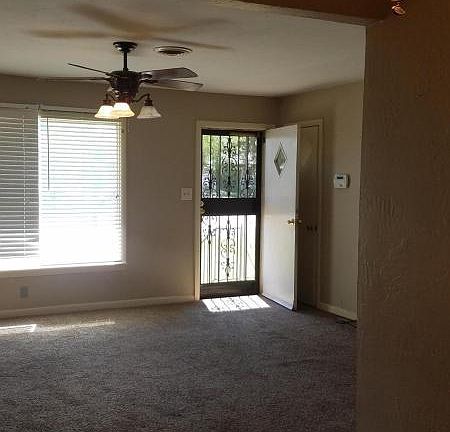 3rd image of 301 N Western St
