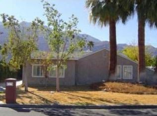 527 N Calle Marcus, Palm Springs, CA 92262