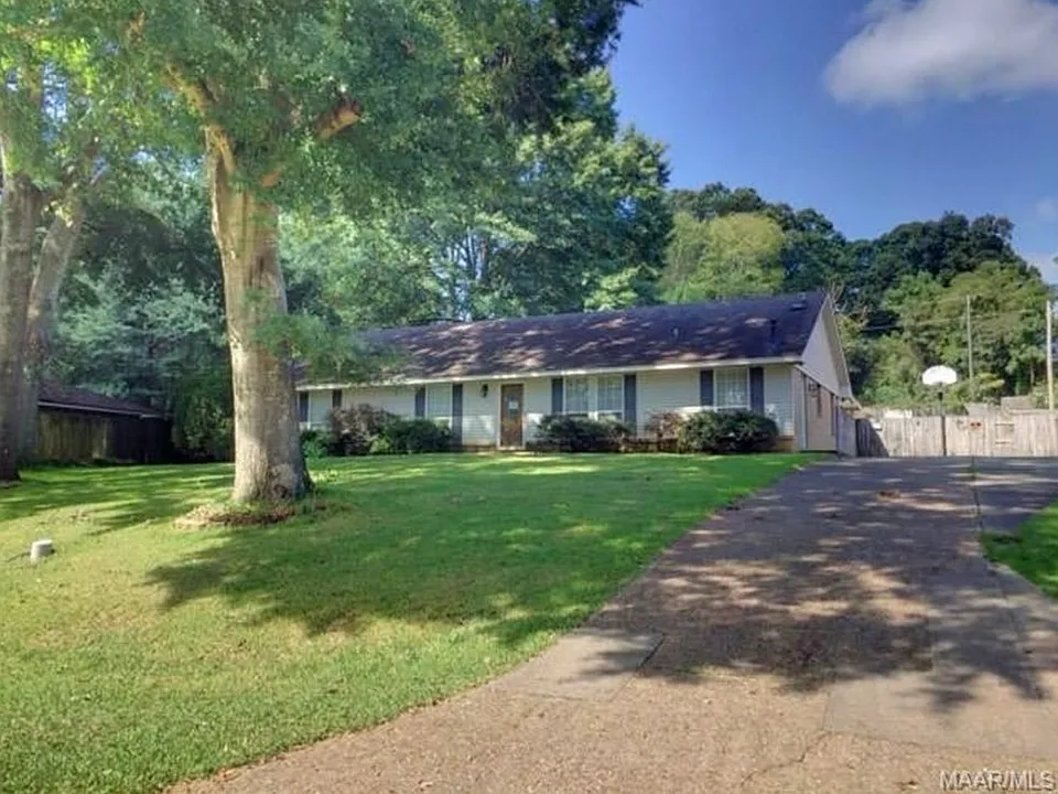4771 Summit Dr
