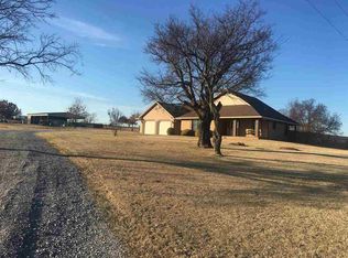 1594 Tumbleweed Rd, Ardmore, OK 73401