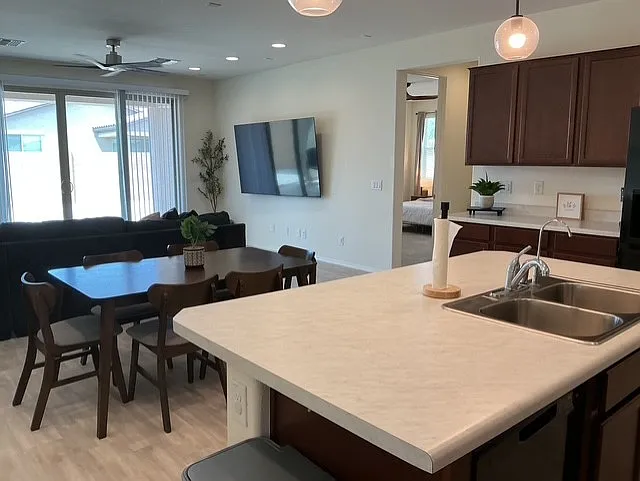 1268 E Jahns Dr — Photo 5