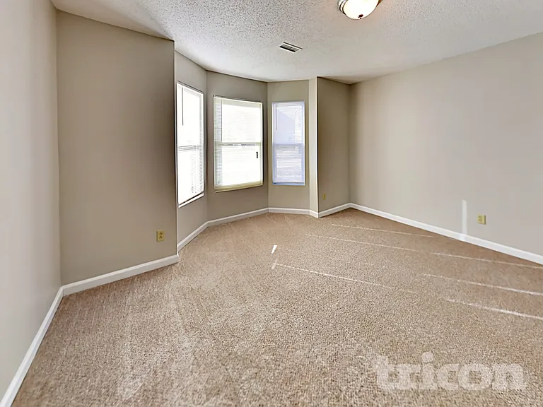 7921 Crackling Ln — Photo 15