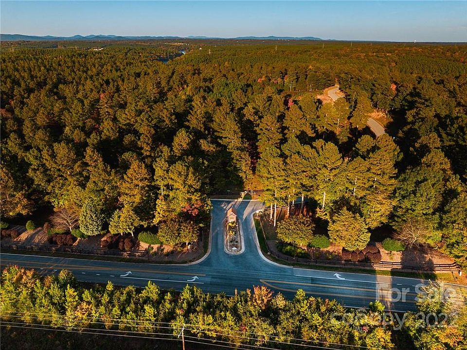 2045 W Paradise Harbor Dr 35, Connelly Springs, NC 28612 MLS