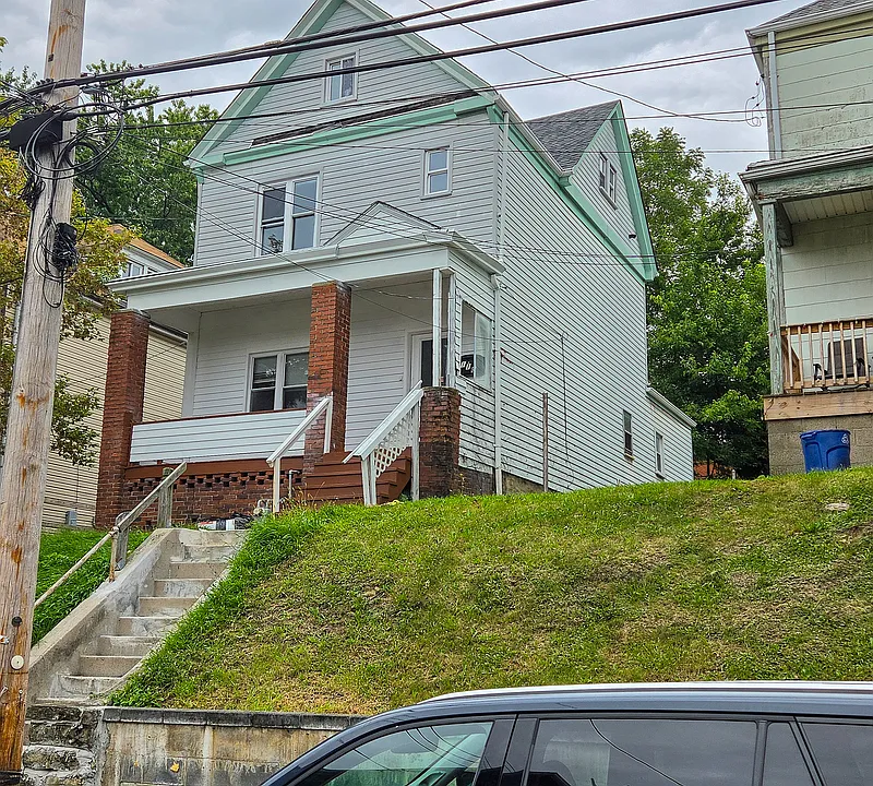 110 Kirk Ave