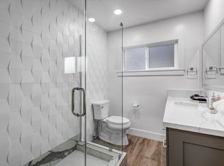 5254 Canoga Ave, Woodland Hills, CA 91364