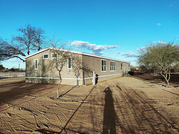 3rd image of 3445 W Aquadero Dr