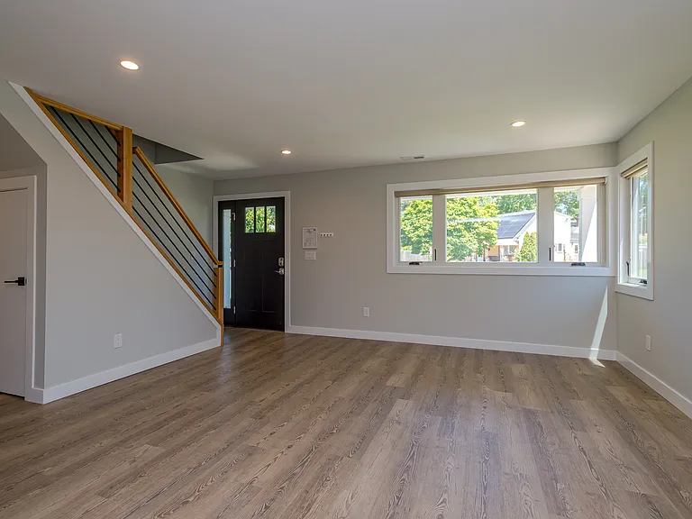 92 Pennwood Dr — Photo 16