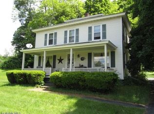 930 N Hoosac Rd, Williamstown, MA 01267