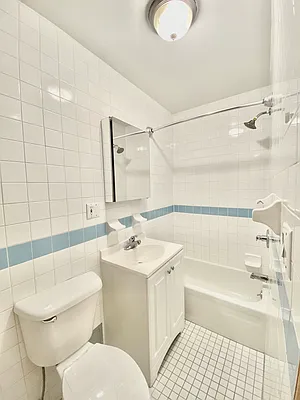 Rented by Waverly Realty Associates | media 31