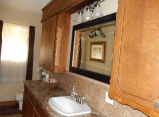 31749 S 220 Rd, Henryetta, OK 74437