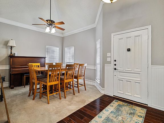4th image of 3000 Crickett Dr