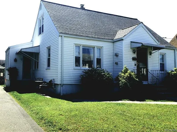 39 Fairfield Avenue, Waterbury, CT 06708