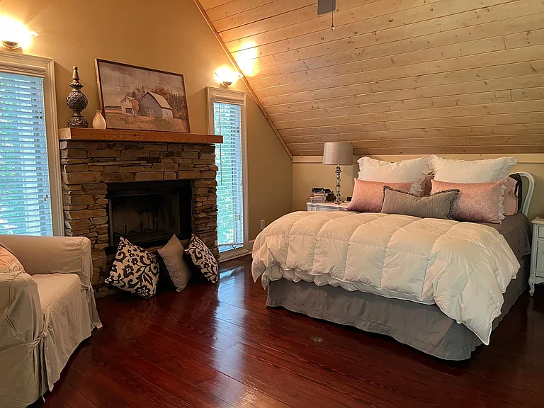 6975 Jones Mill Rd — Photo 7