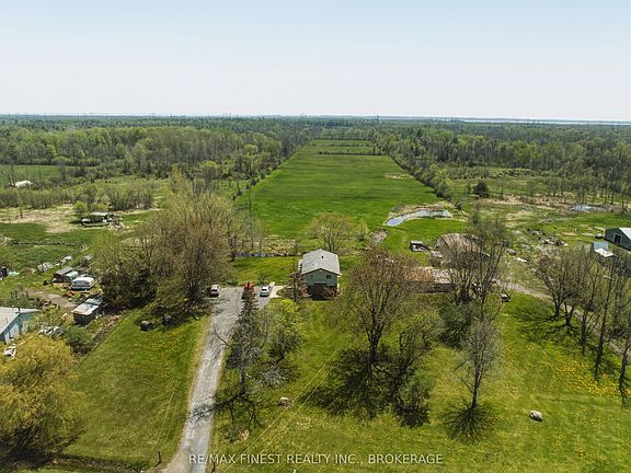 2nd image of 602 Caton Rd