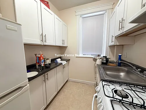 1160 Commonwealth Ave Photo 1