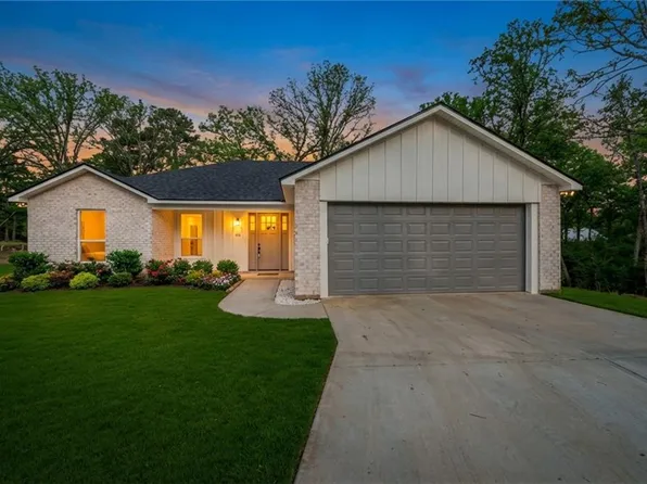 6013 Linda Ln, Pineville, LA 71360