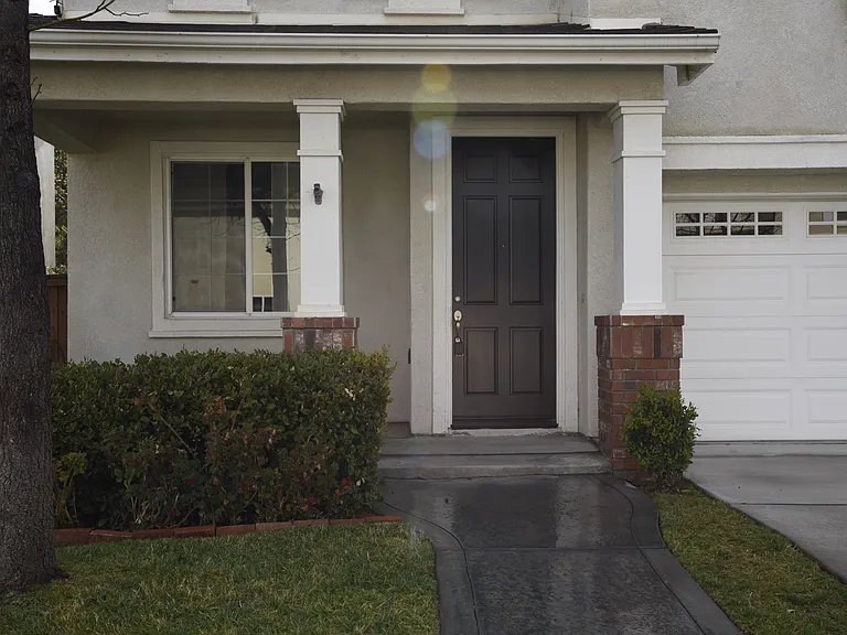 45236 Escalon St — Photo 3