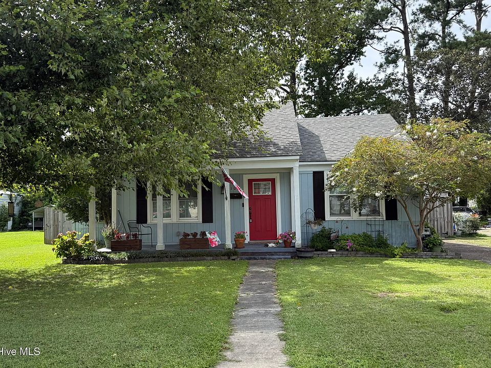 1st image of 105 Westminister Drive
