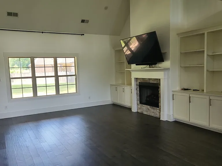 1081 Woodland Glade Cv N — Photo 9