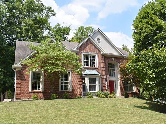 2nd image of 732 Miamiheights Ct