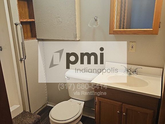 5th image of 1902 Rosemont Ave #A