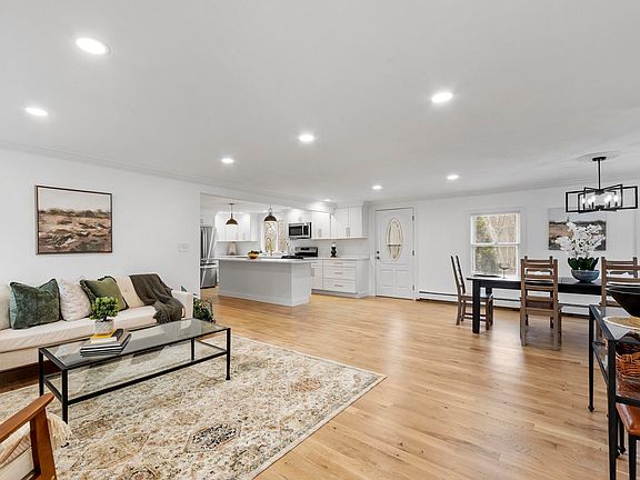 4th image of 519 Brown Road