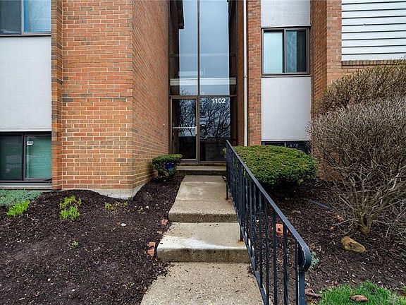 2nd image of 1102 Arrowhead Xing APT D
