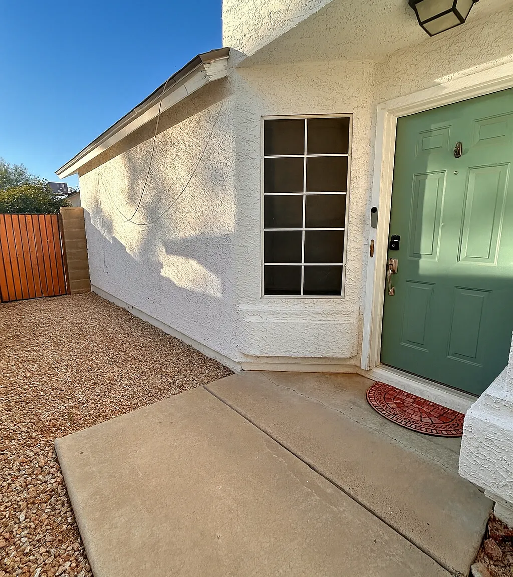 3755 E Broadway Rd — Photo 2