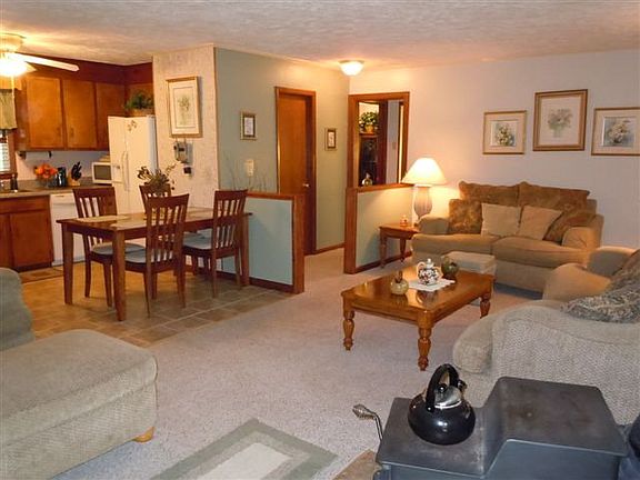 3rd image of 328 Morningside Dr