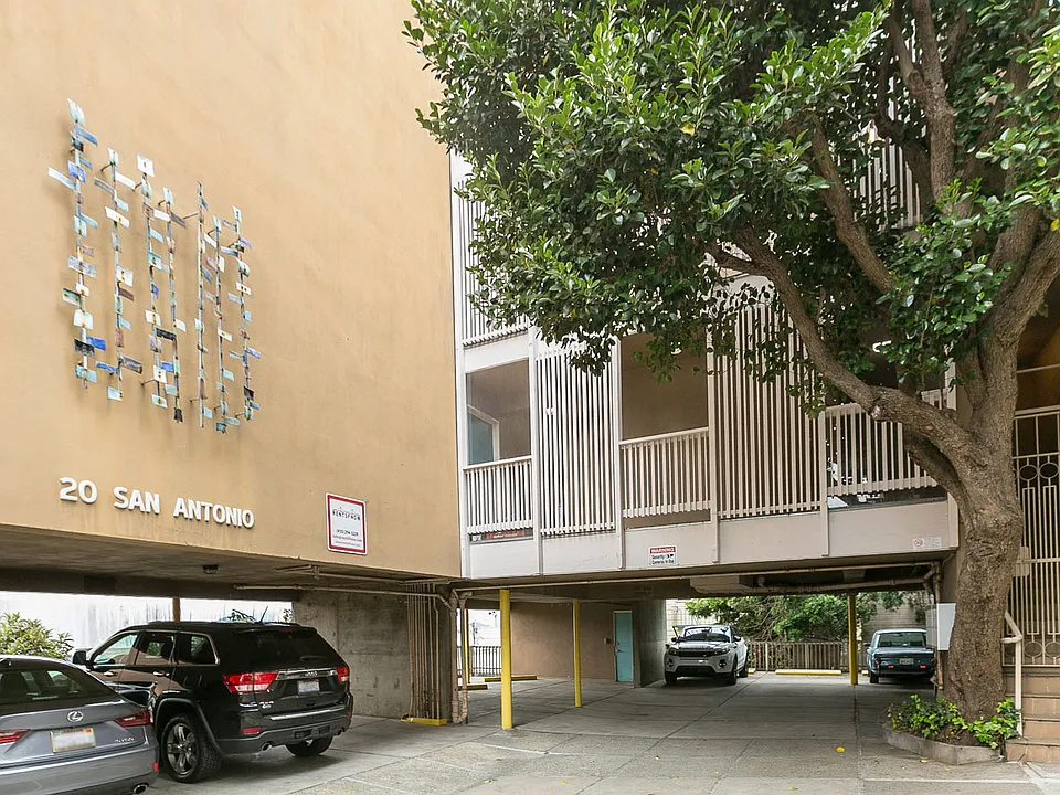 20 San Antonio Pl