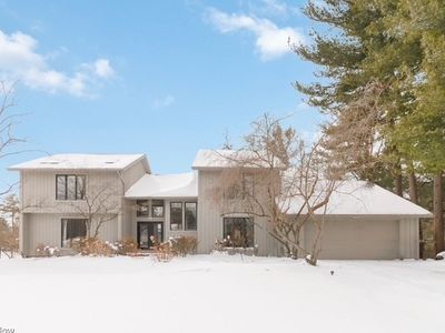 26300 Bernwood Rd, Beachwood, OH, 44122