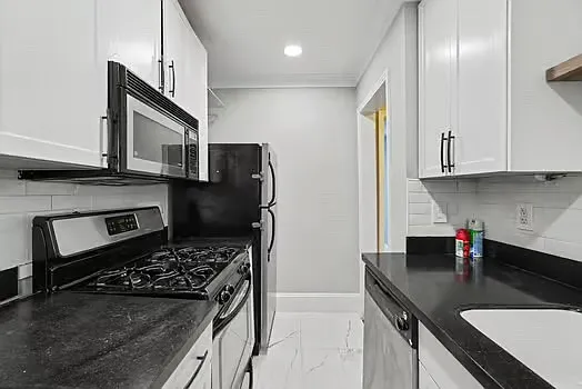 801 Piedmont Way NE — Photo 14