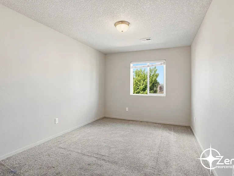 11517 NE 125th Ave — Photo 15