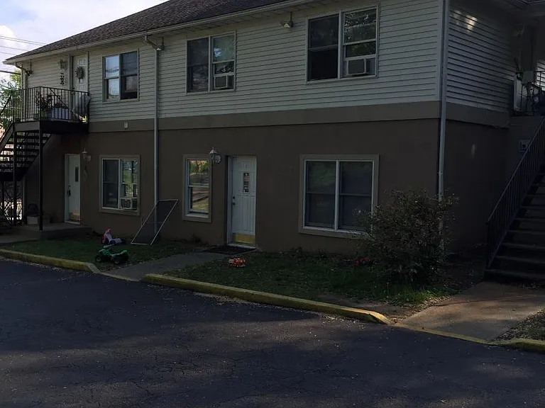441 Manville Rd #3 — Photo 15