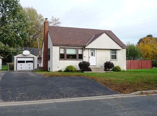 5017 Clearview St NE, Fridley, MN 55421