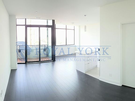 4 - 2910 Highway 7, Vaughan, Ontario L4K 0G3_04032019