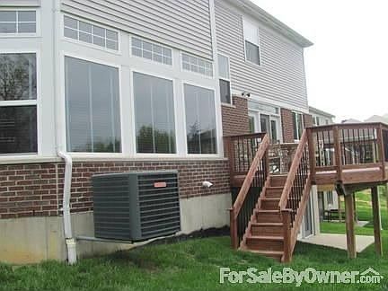 Windows along back of house.Great view