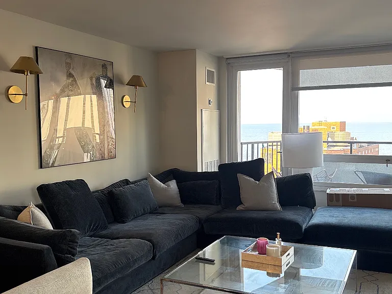 1341 N Astor St #2507 — Photo 5
