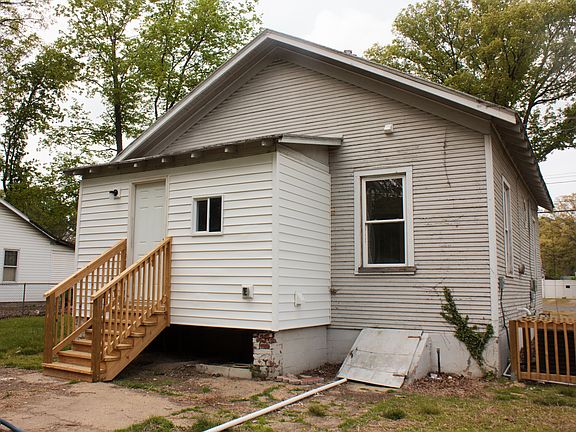 2nd image of 2506 Lamberts Ave