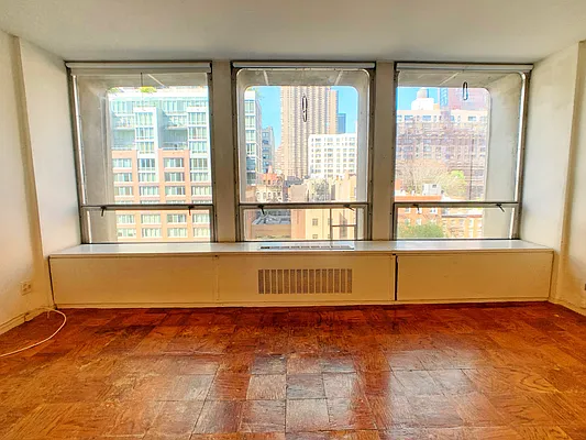 Rented by Corcoran | media 11