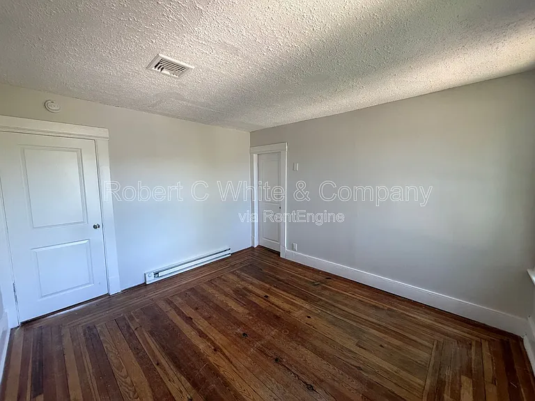 179 Maple St #3 — Photo 12