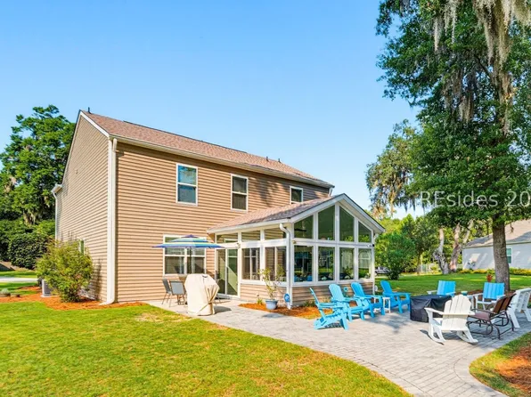 4887 Breeze Way, Ladys Island, SC 29907