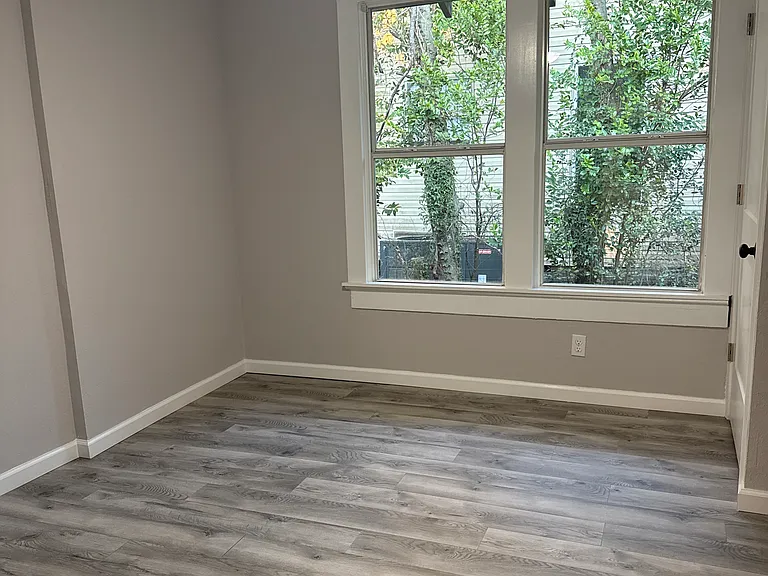 3015 W Brainerd St — Photo 8