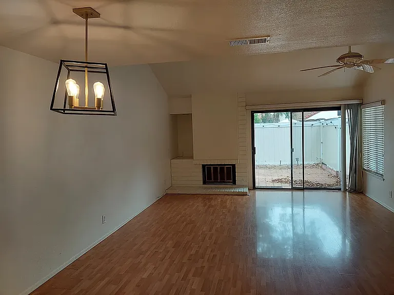1310 Albariza Pl #3 — Photo 20
