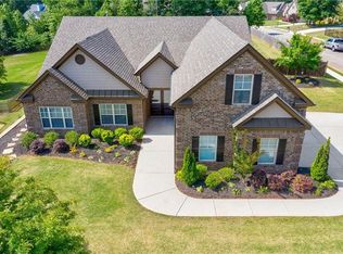 2237 Nillville Dr, Buford, GA 30519