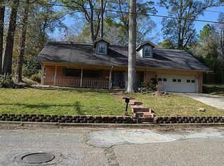 107 Crestwood Dr, Jasper, TX 75951